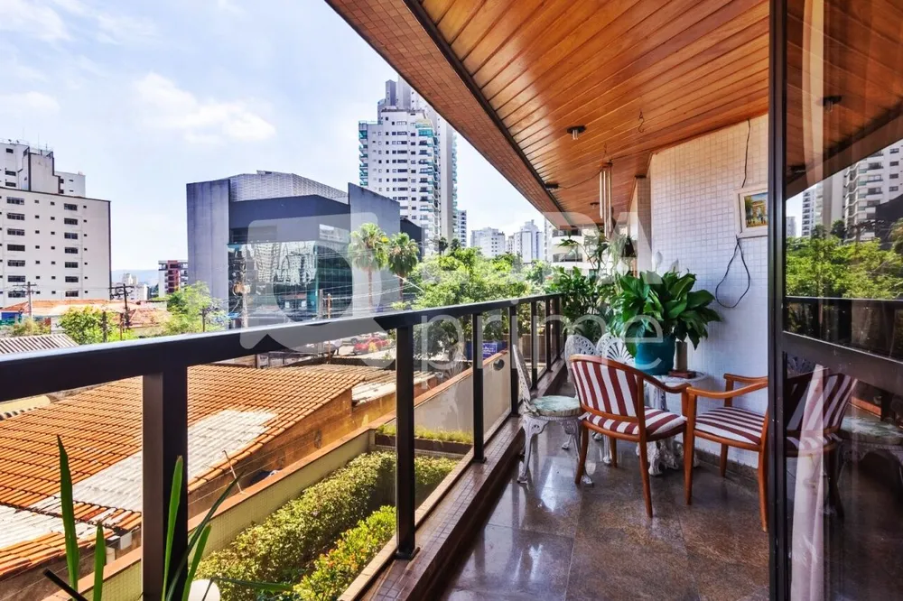 Apartamento, 3 quartos, 146 m² - Foto 1