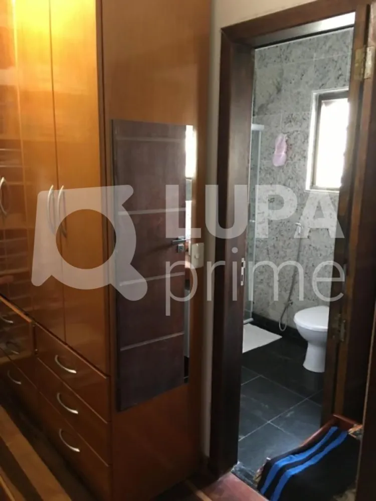 Casa, 3 quartos, 385 m² - Foto 1
