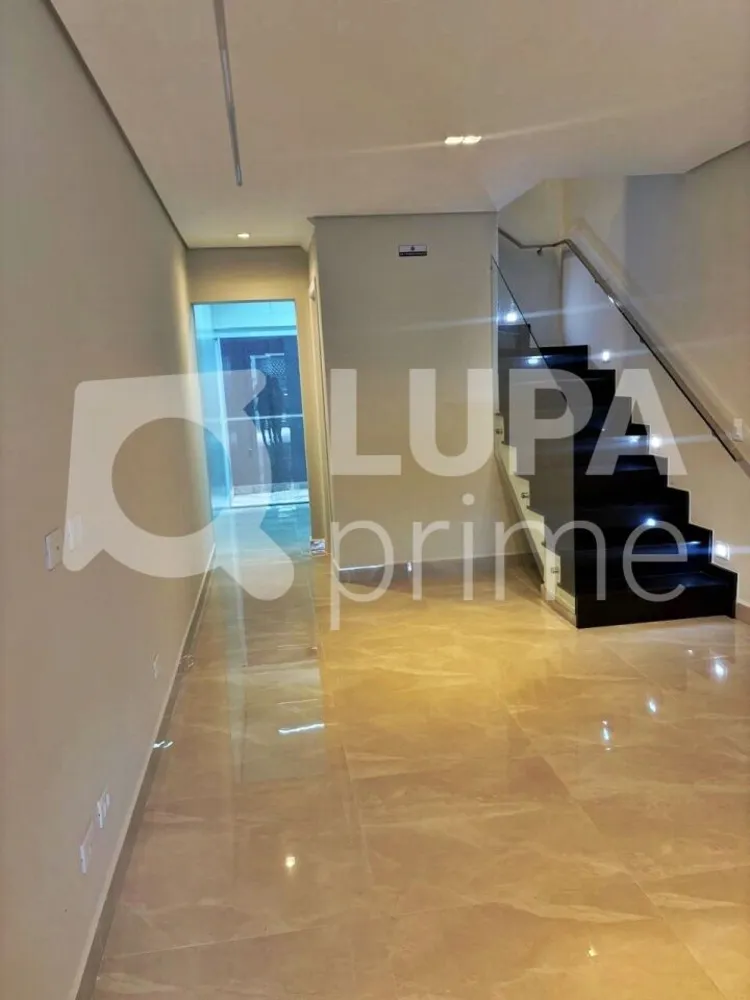 Casa, 3 quartos, 80 m² - Foto 1