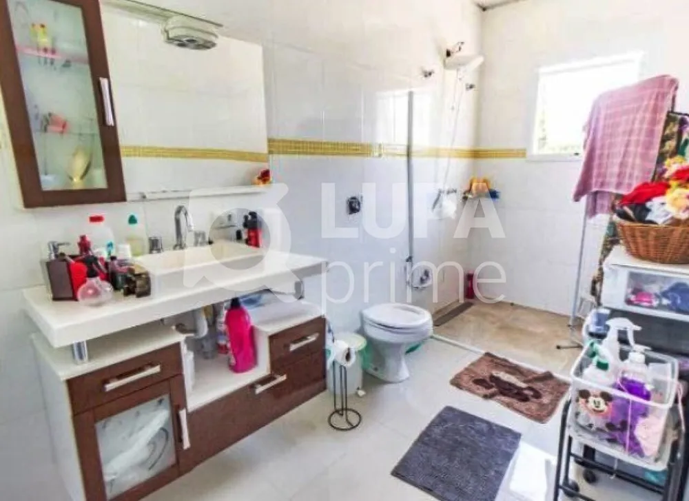 Casa, 4 quartos, 217 m² - Foto 3