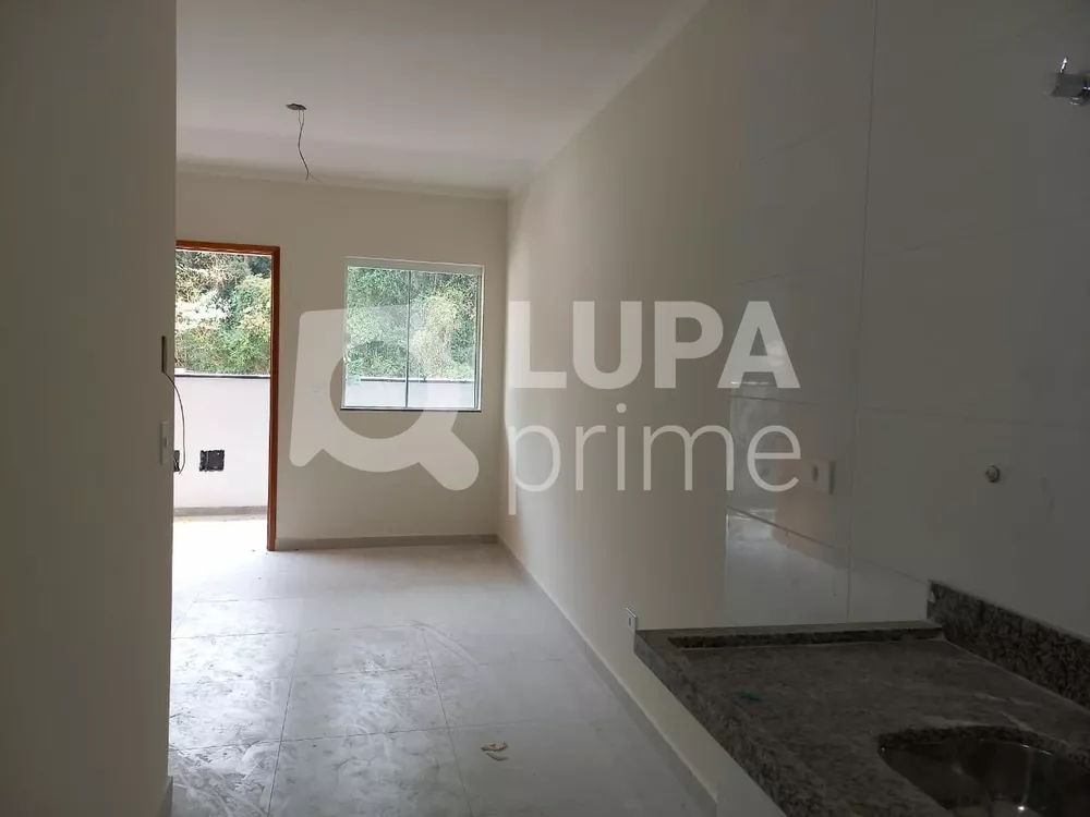 Apartamento à venda com 2 quartos, 42m² - Foto 8