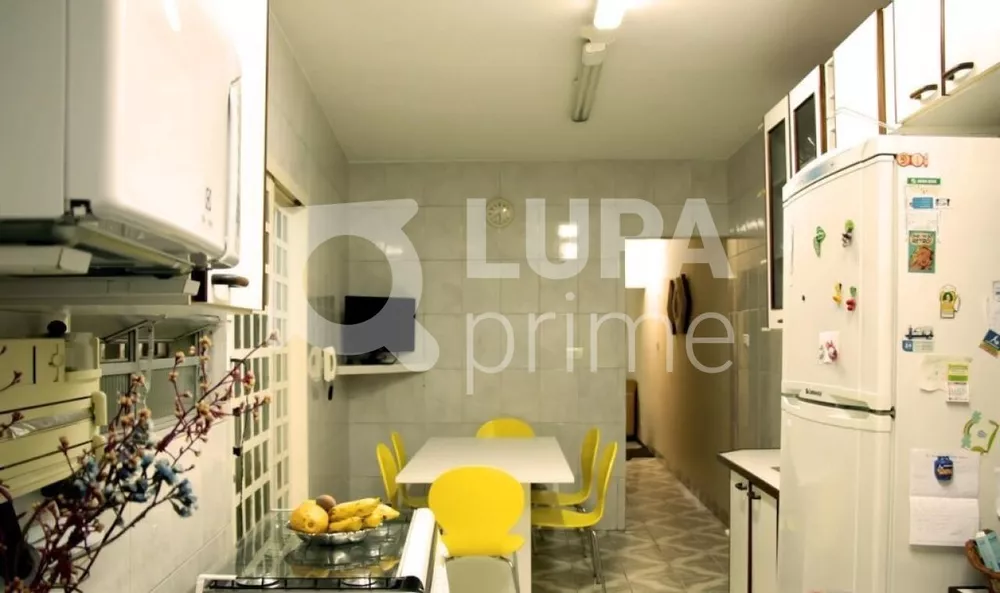 Casa à venda com 3 quartos, 202m² - Foto 6