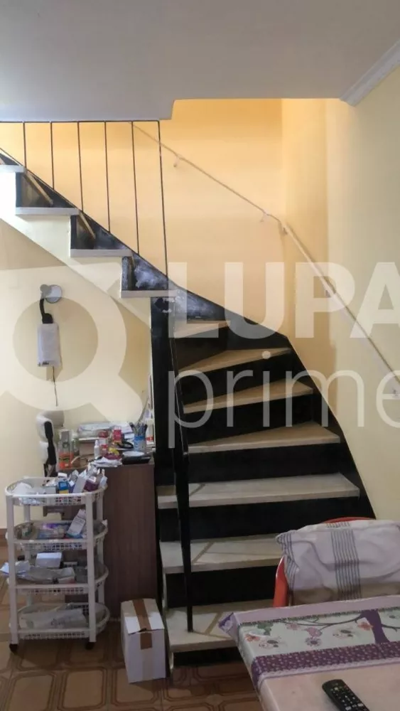 Casa à venda com 3 quartos, 73m² - Foto 4