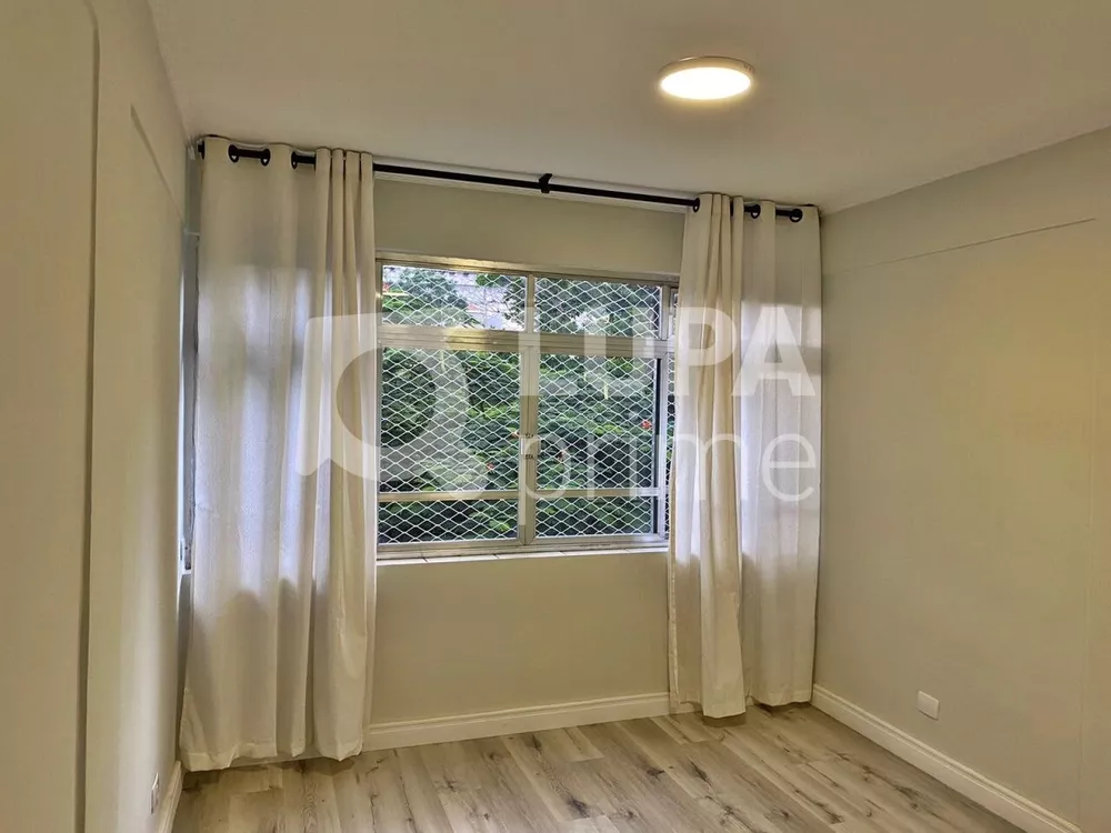 Apartamento à venda com 2 quartos, 62m² - Foto 1