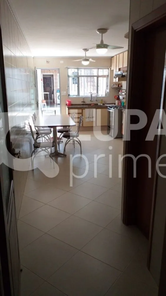 Casa, 2 quartos, 167 m² - Foto 2