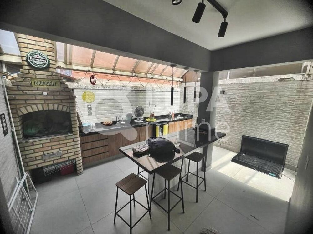 Casa, 3 quartos, 135 m² - Foto 1