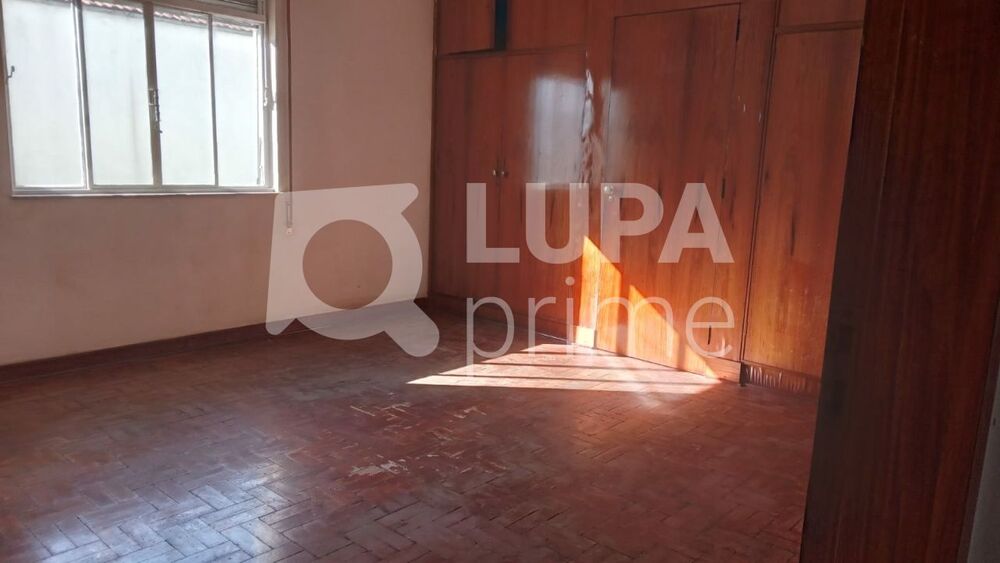 Casa, 6 quartos, 380 m² - Foto 2