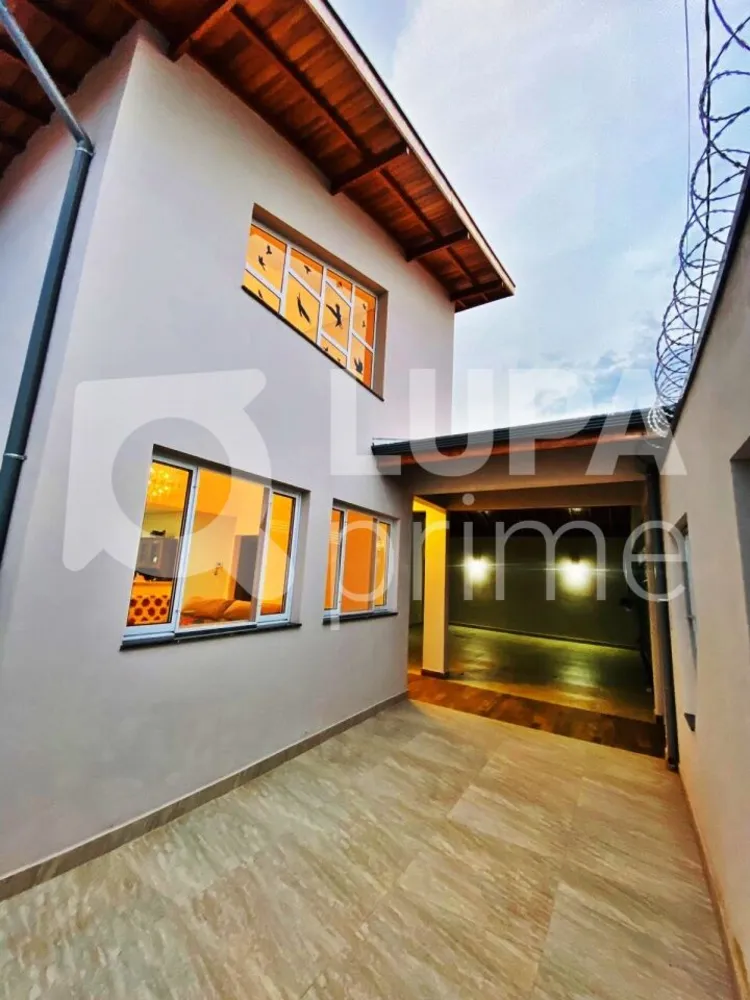 Casa, 3 quartos, 200 m² - Foto 3