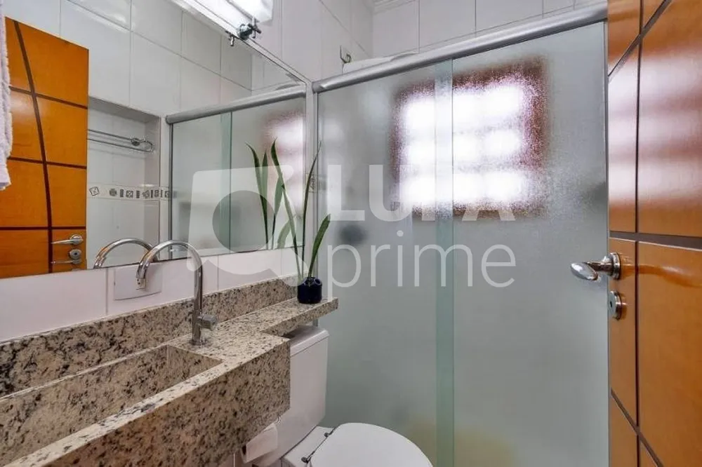 Casa, 3 quartos, 228 m² - Foto 4