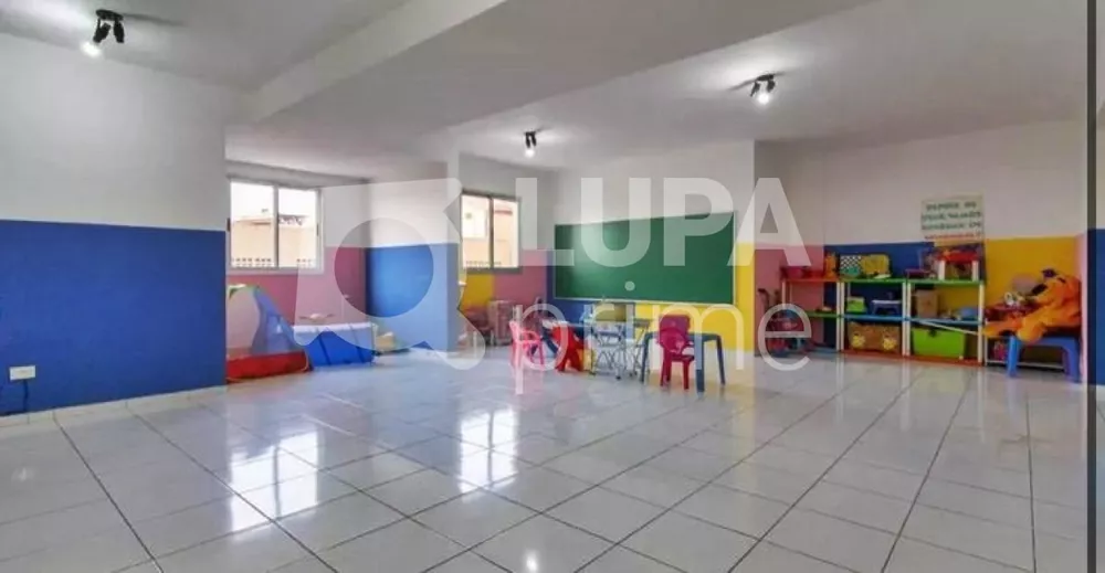 Apartamento à venda com 3 quartos, 83m² - Foto 4