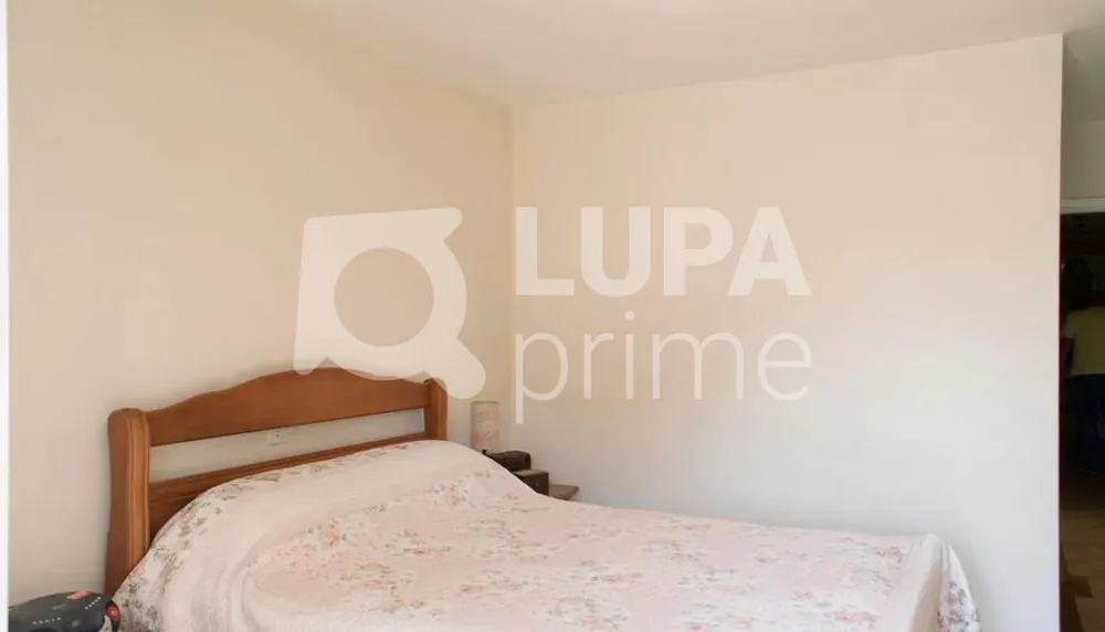 Casa, 3 quartos, 228 m² - Foto 2