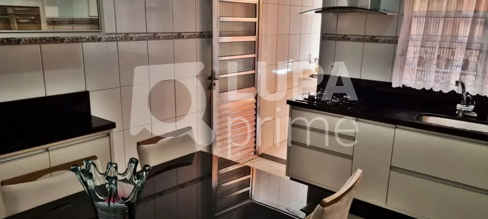 Casa à venda com 2 quartos, 91m² - Foto 12