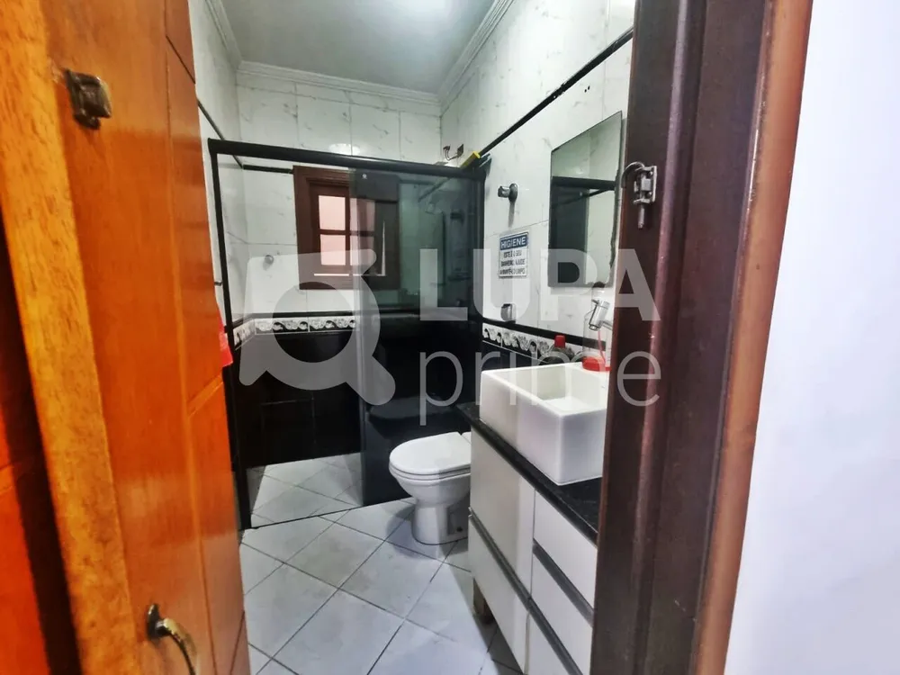 Casa, 4 quartos, 230 m² - Foto 7