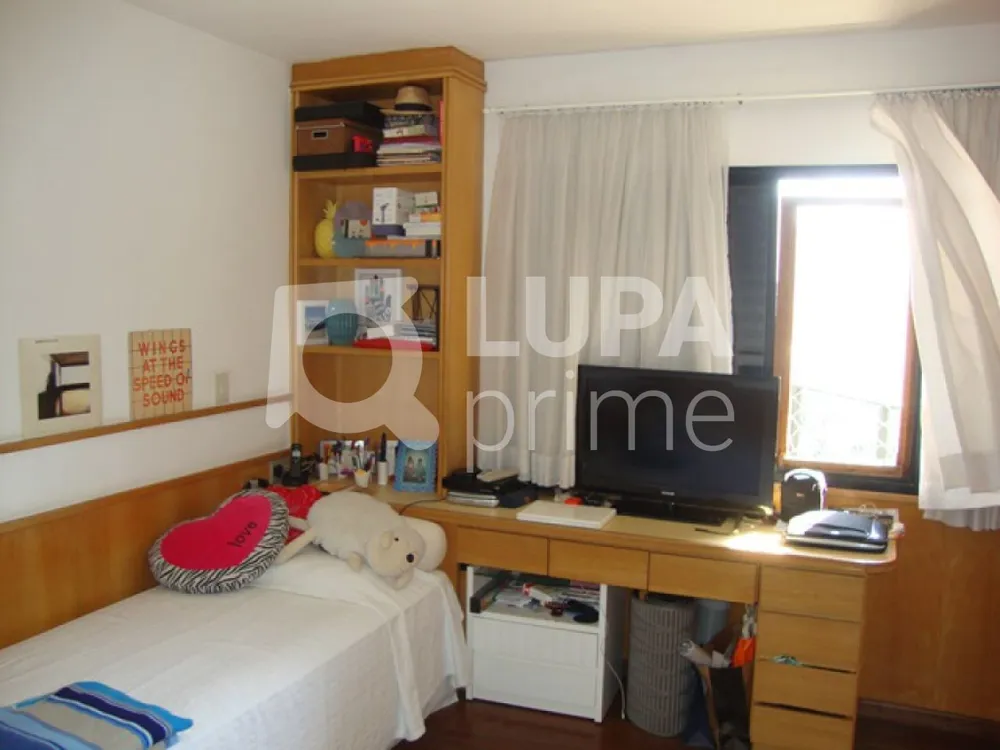 Apartamento, 3 quartos, 227 m² - Foto 12