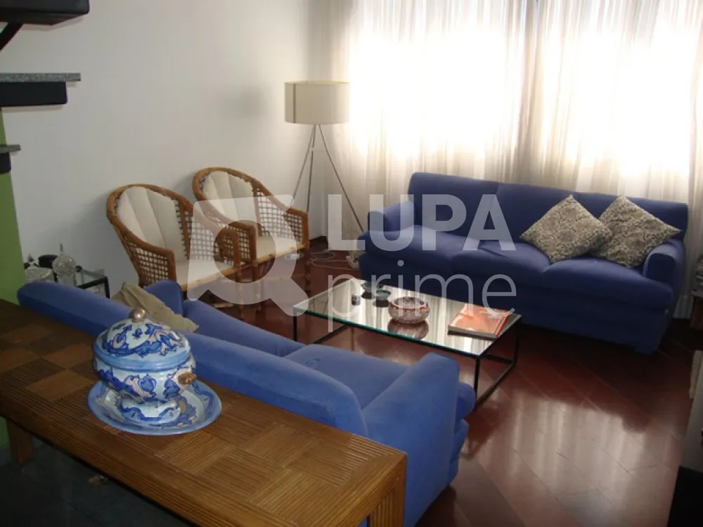 Apartamento, 3 quartos, 227 m² - Foto 1