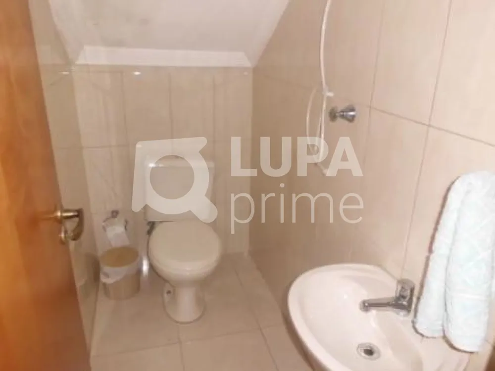 Casa, 3 quartos, 200 m² - Foto 2
