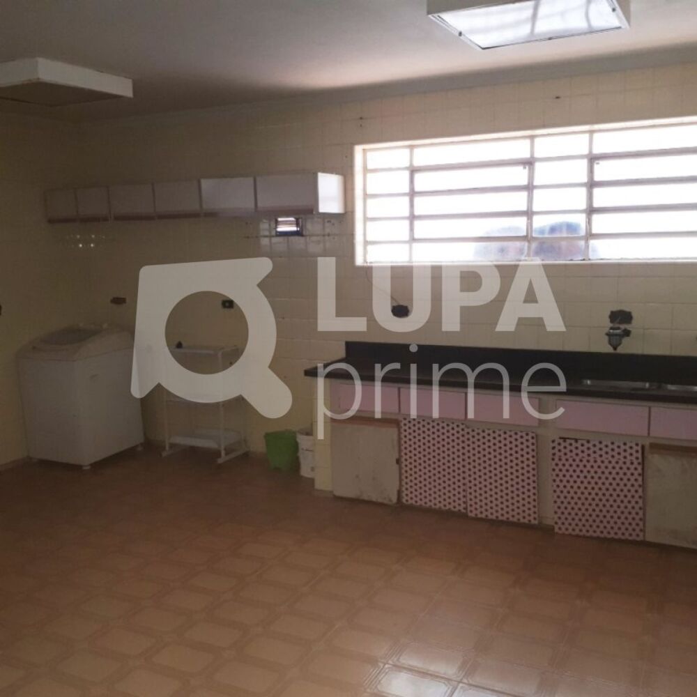 Casa, 3 quartos, 252 m² - Foto 1