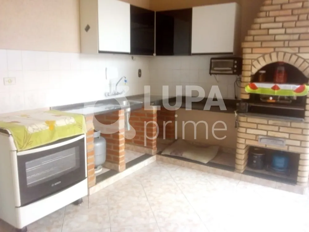 Casa, 4 quartos, 250 m² - Foto 1