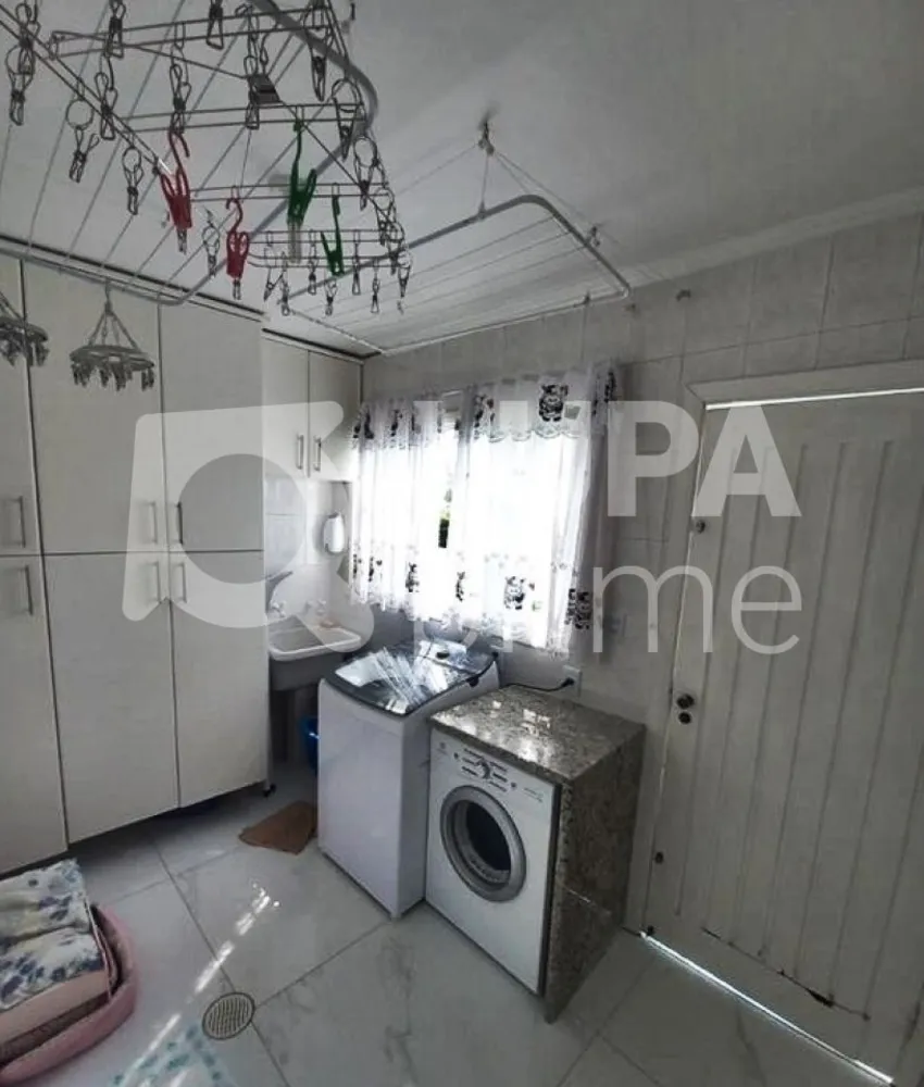 Casa, 3 quartos, 198 m² - Foto 2