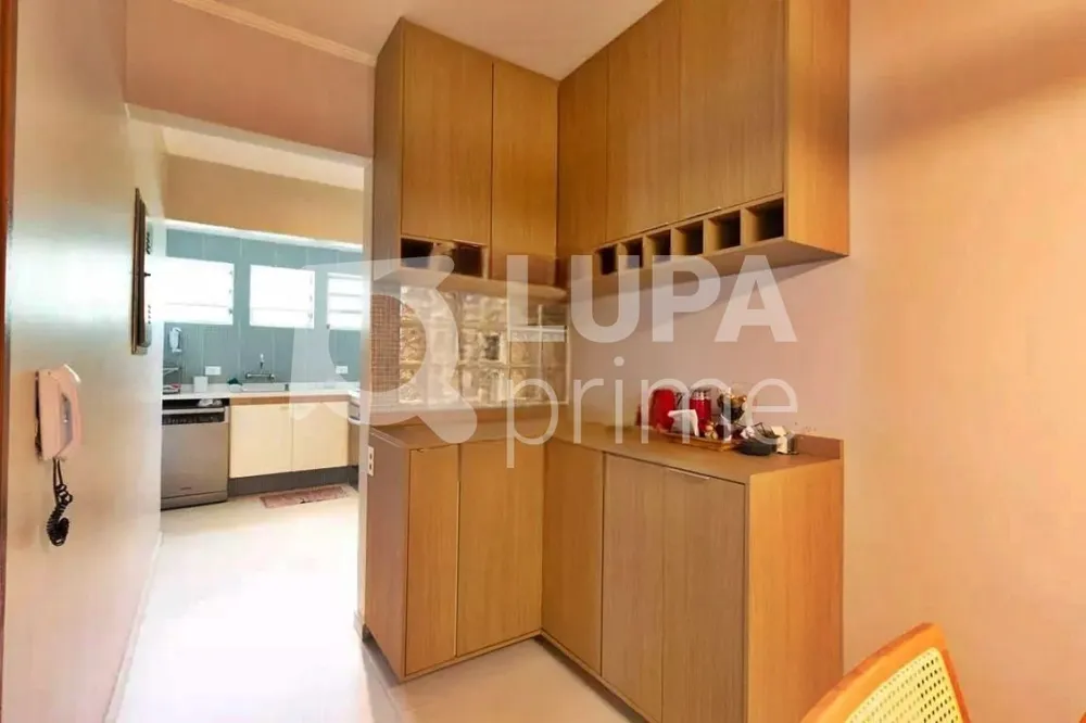 Casa, 7 quartos, 225 m² - Foto 2