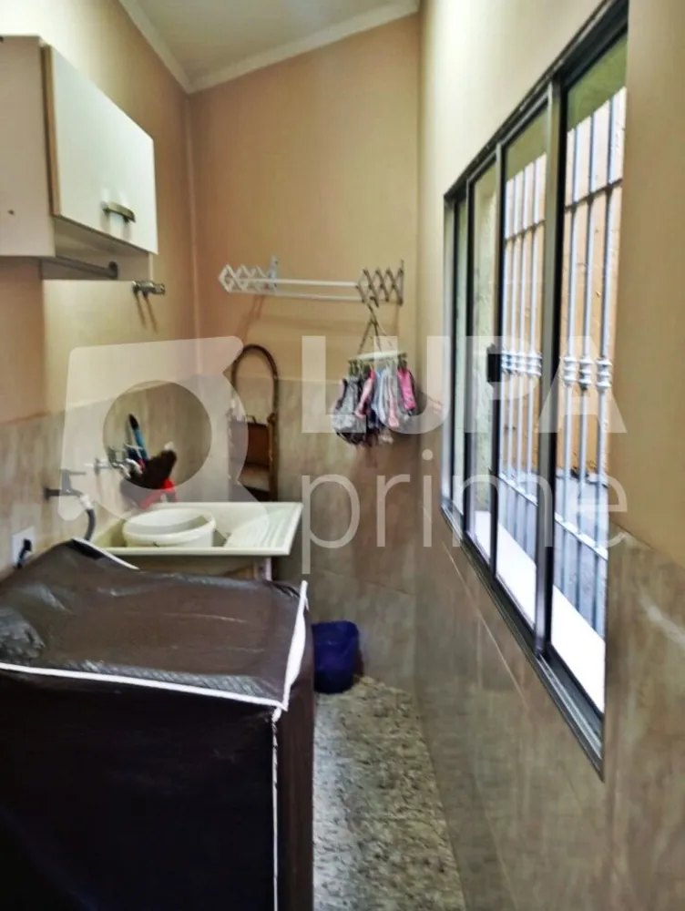 Casa, 3 quartos, 249 m² - Foto 3