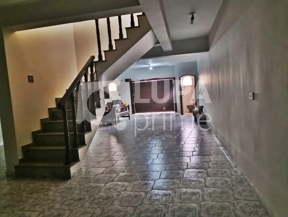 Casa, 4 quartos, 340 m² - Foto 1