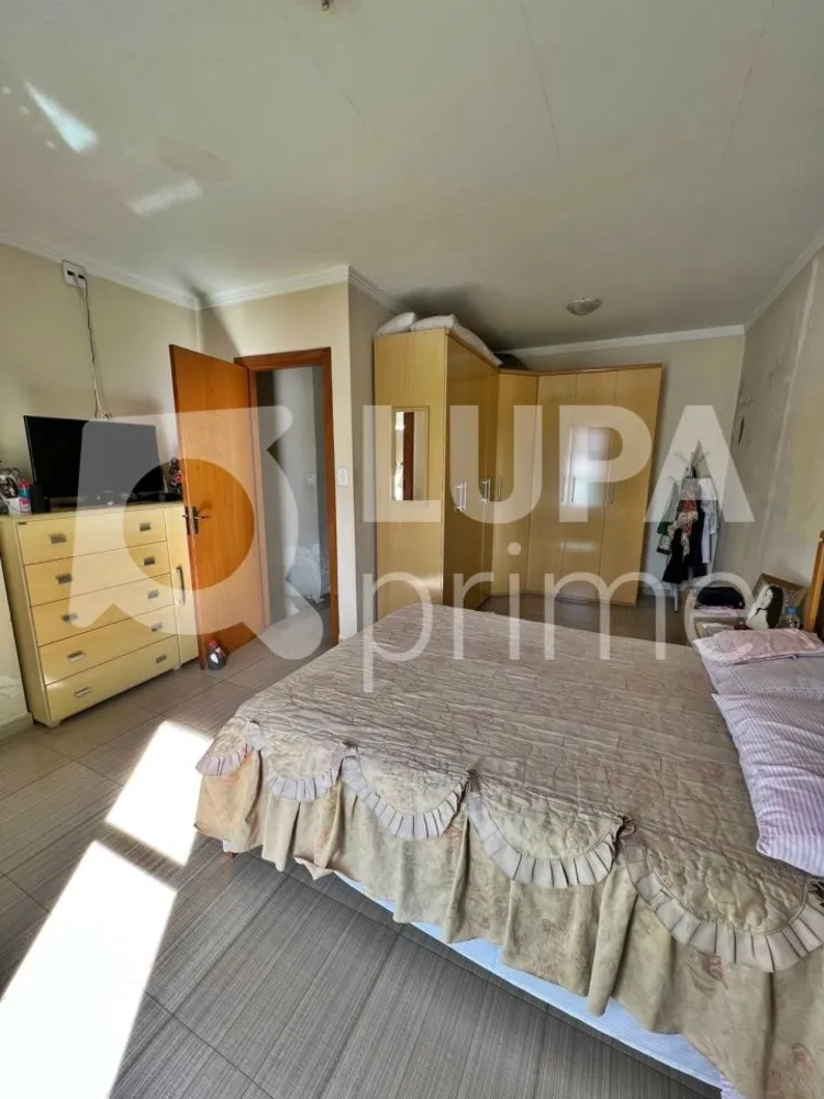Casa, 3 quartos, 217 m² - Foto 4