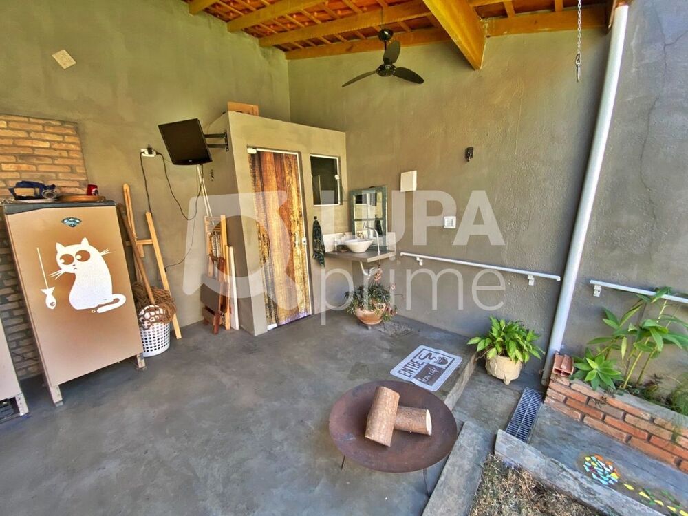 Casa à venda com 4 quartos, 250m² - Foto 19