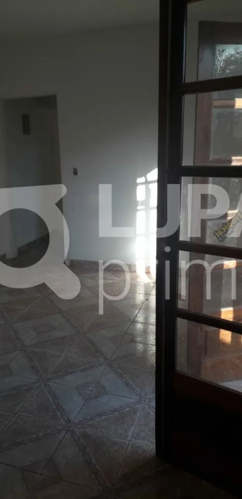 Casa, 3 quartos, 70 m² - Foto 2