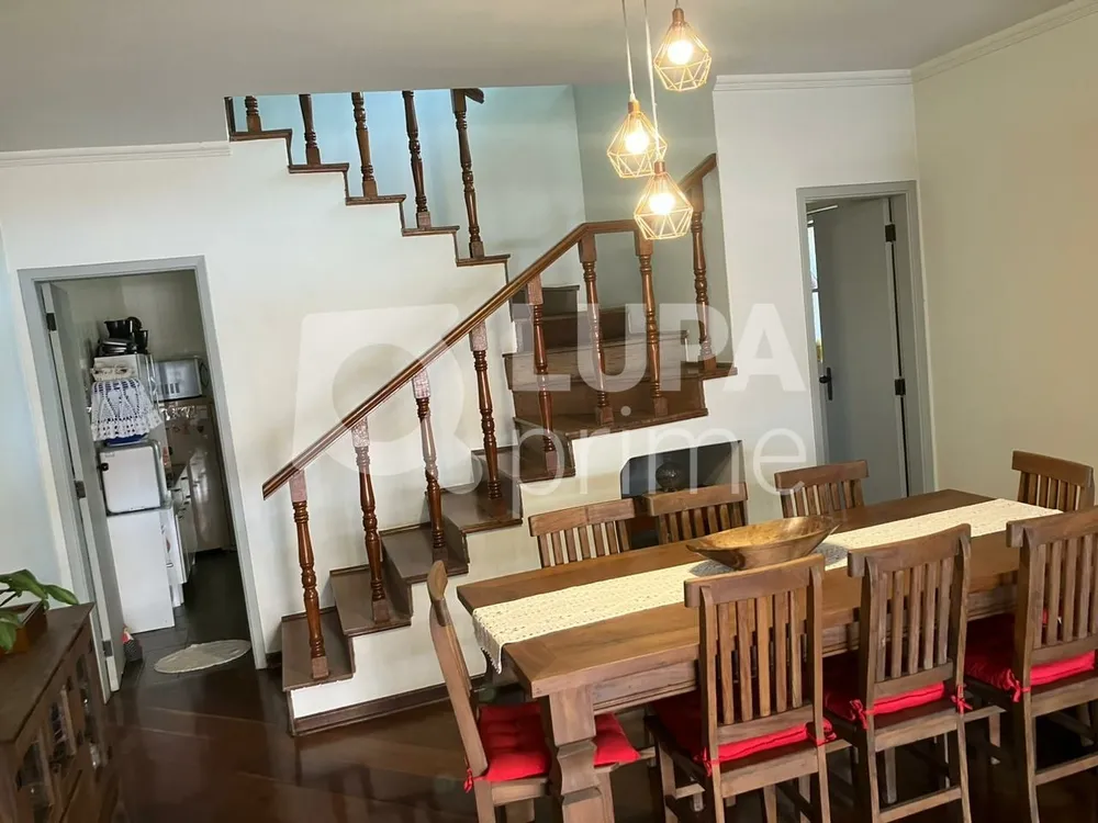 Casa, 3 quartos, 171 m² - Foto 2