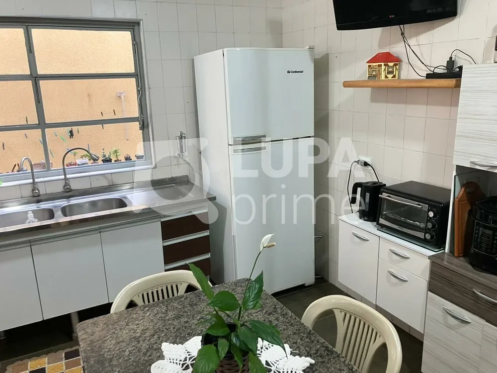 Casa, 3 quartos, 171 m² - Foto 6