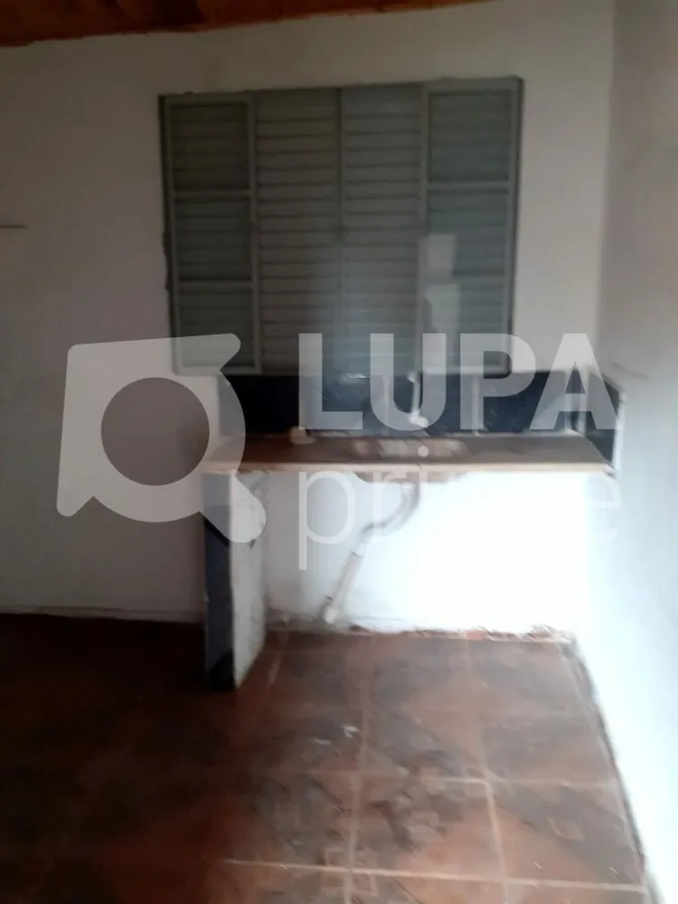 Casa, 1 quarto, 230 m² - Foto 8