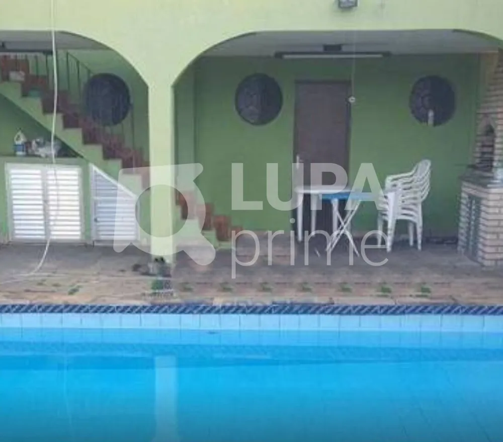 Casa, 4 quartos, 326 m² - Foto 1