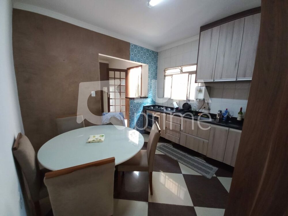 Casa, 3 quartos, 122 m² - Foto 2