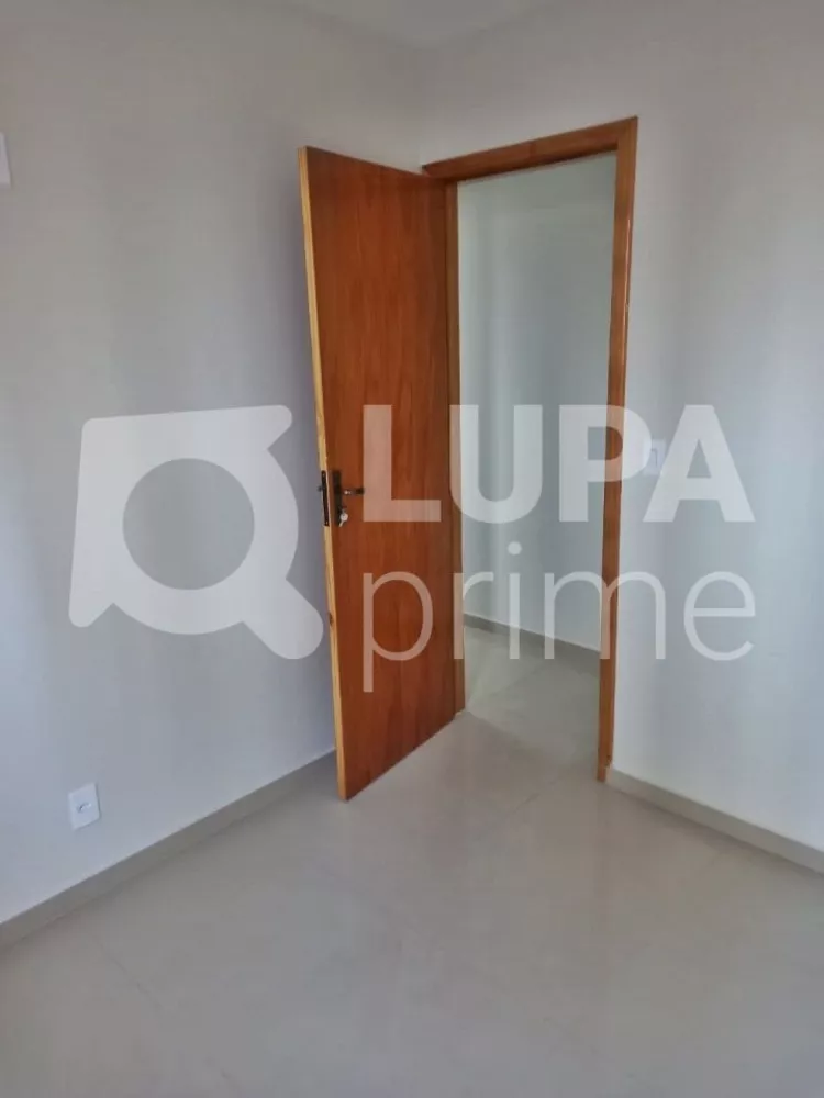 Apartamento à venda com 2 quartos, 55m² - Foto 4