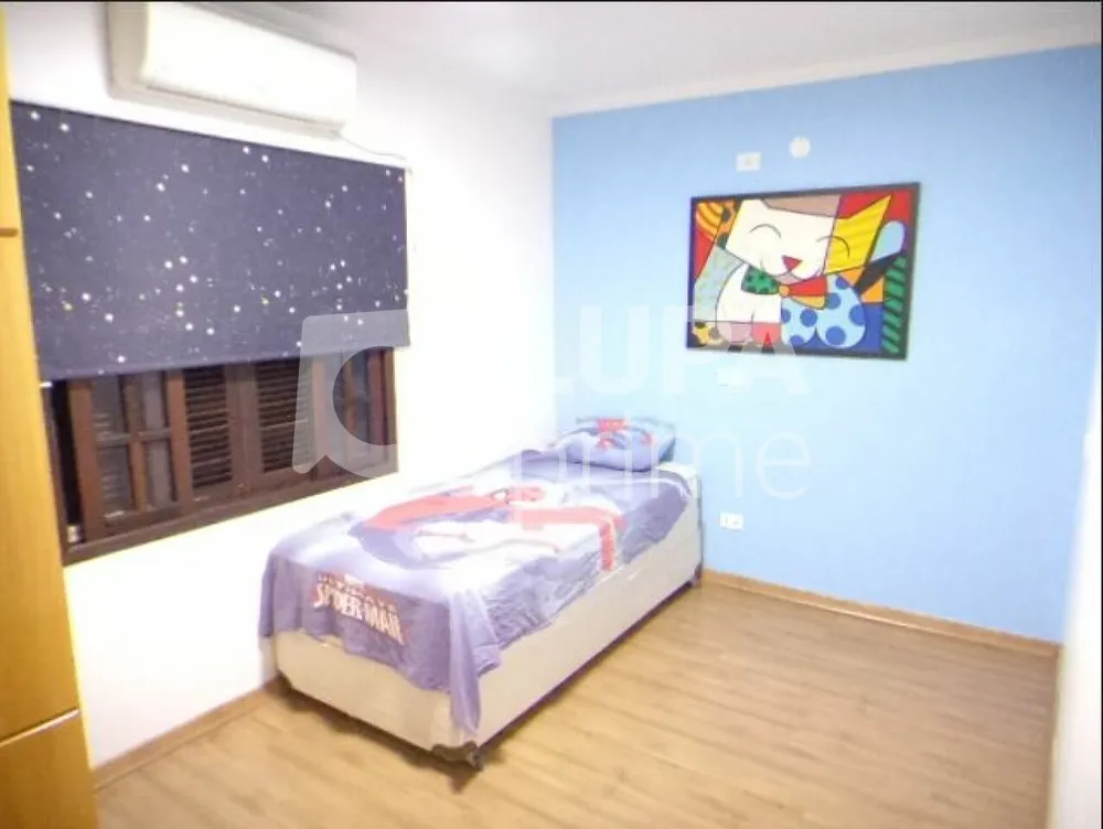 Casa, 3 quartos, 246 m² - Foto 11