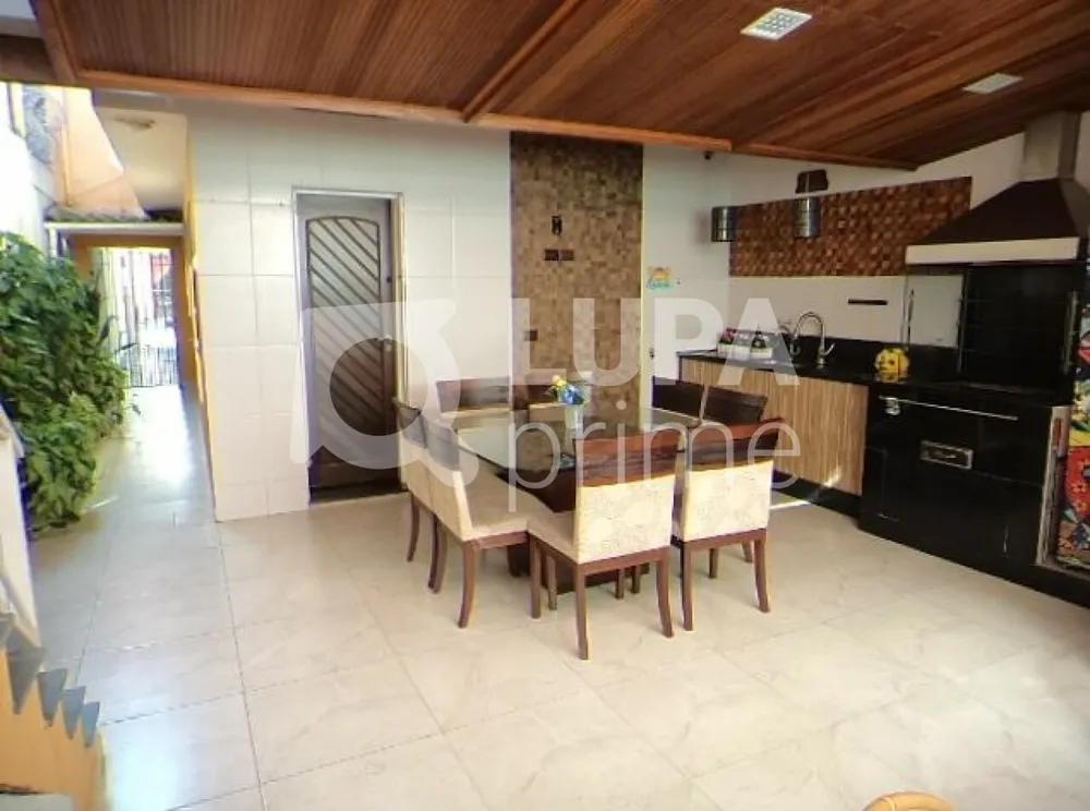 Casa, 3 quartos, 246 m² - Foto 7