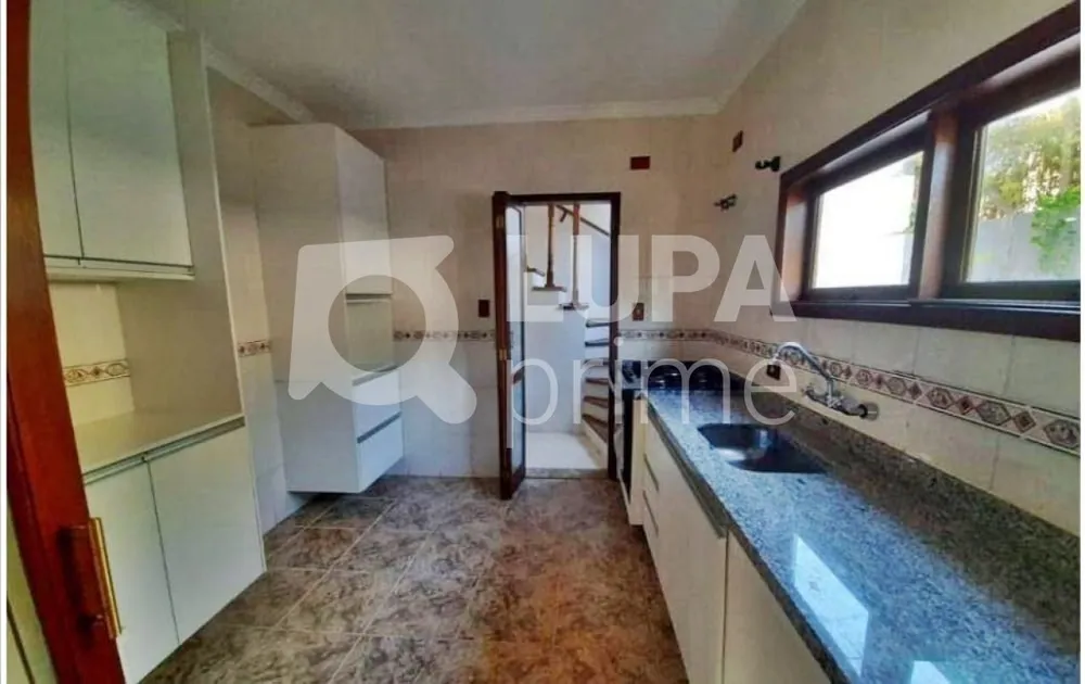 Casa, 5 quartos, 320 m² - Foto 2