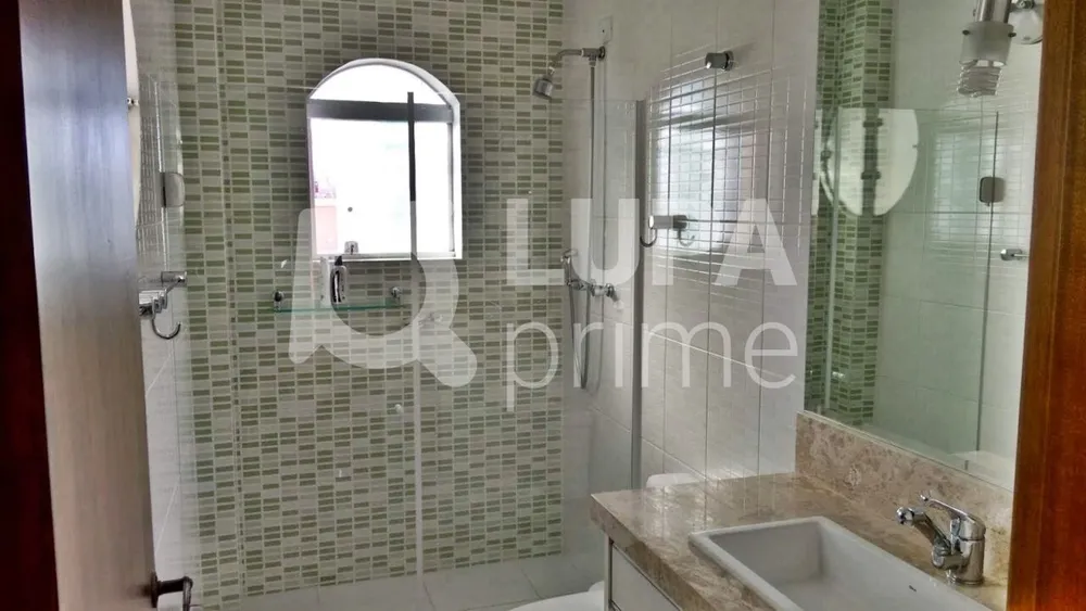 Casa, 3 quartos, 210 m² - Foto 15