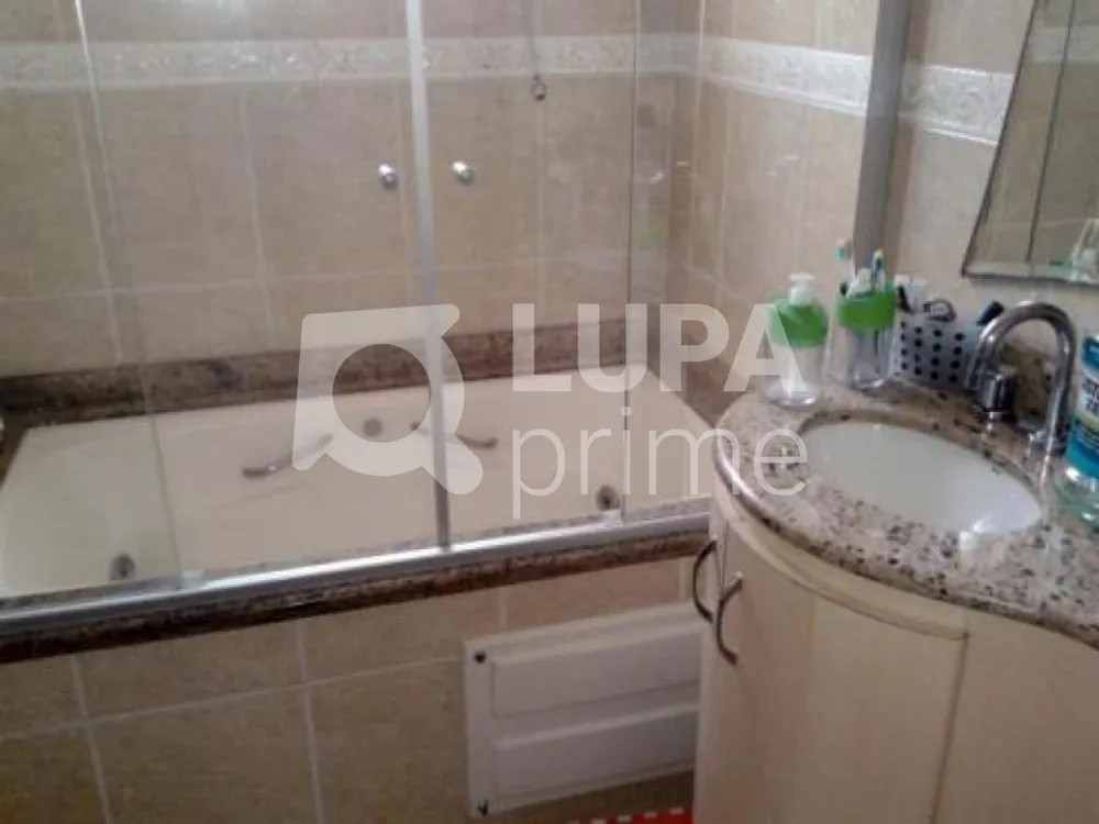 Casa, 4 quartos, 270 m² - Foto 11
