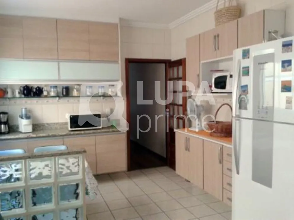Casa, 4 quartos, 270 m² - Foto 9