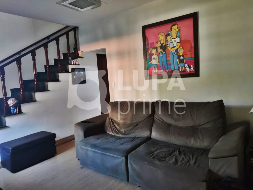 Casa à venda com 2 quartos, 114m² - Foto 1