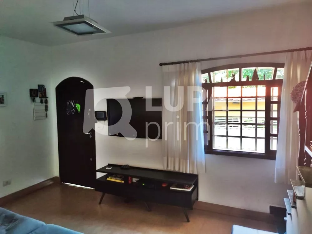 Casa à venda com 2 quartos, 114m² - Foto 3