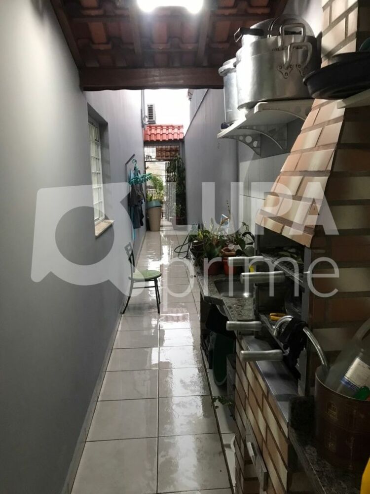 Casa, 3 quartos, 86 m² - Foto 2