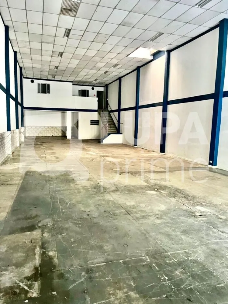 Depósito-Galpão, 600 m² - Foto 1