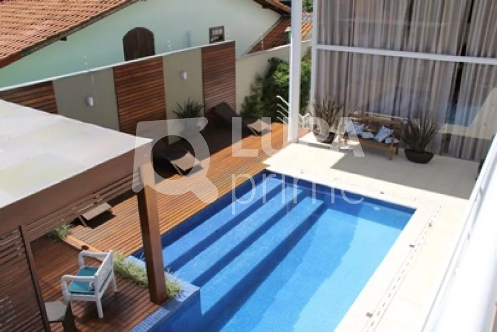 Casa à venda com 4 quartos, 716m² - Foto 7