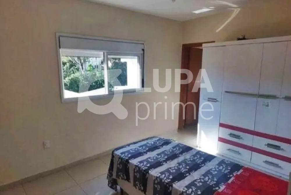 Casa, 3 quartos, 200 m² - Foto 14