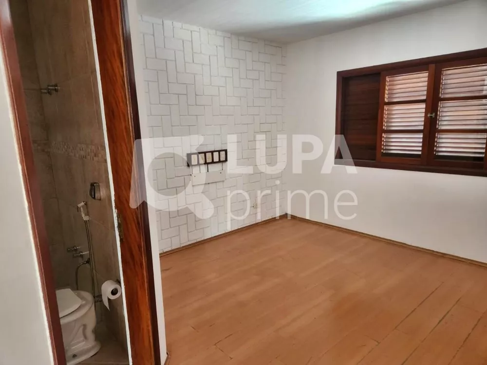 Casa à venda com 3 quartos, 311m² - Foto 9