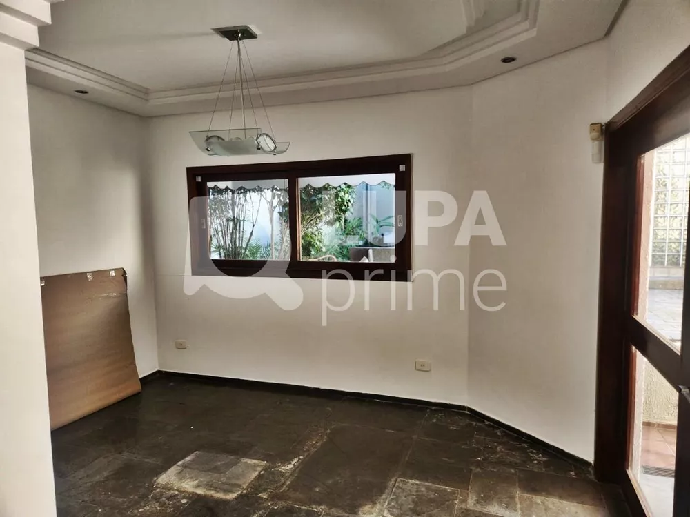 Casa à venda com 3 quartos, 311m² - Foto 15