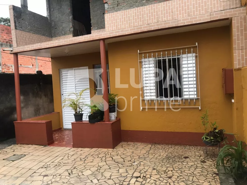 Casa à venda com 3 quartos, 120m² - Foto 1